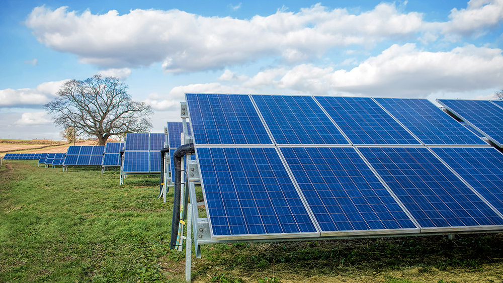 REDAVIA opens new office in Ghana to bring rental solar power to businesses