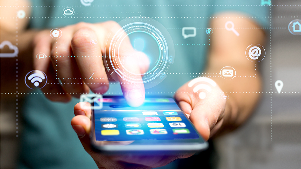 New stats pitch ambitious projections for mobile apps and smartphones