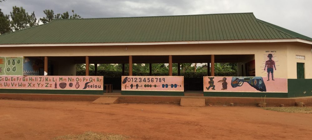 ITEC and Oasis Academy join forces to open IT classroom in Uganda