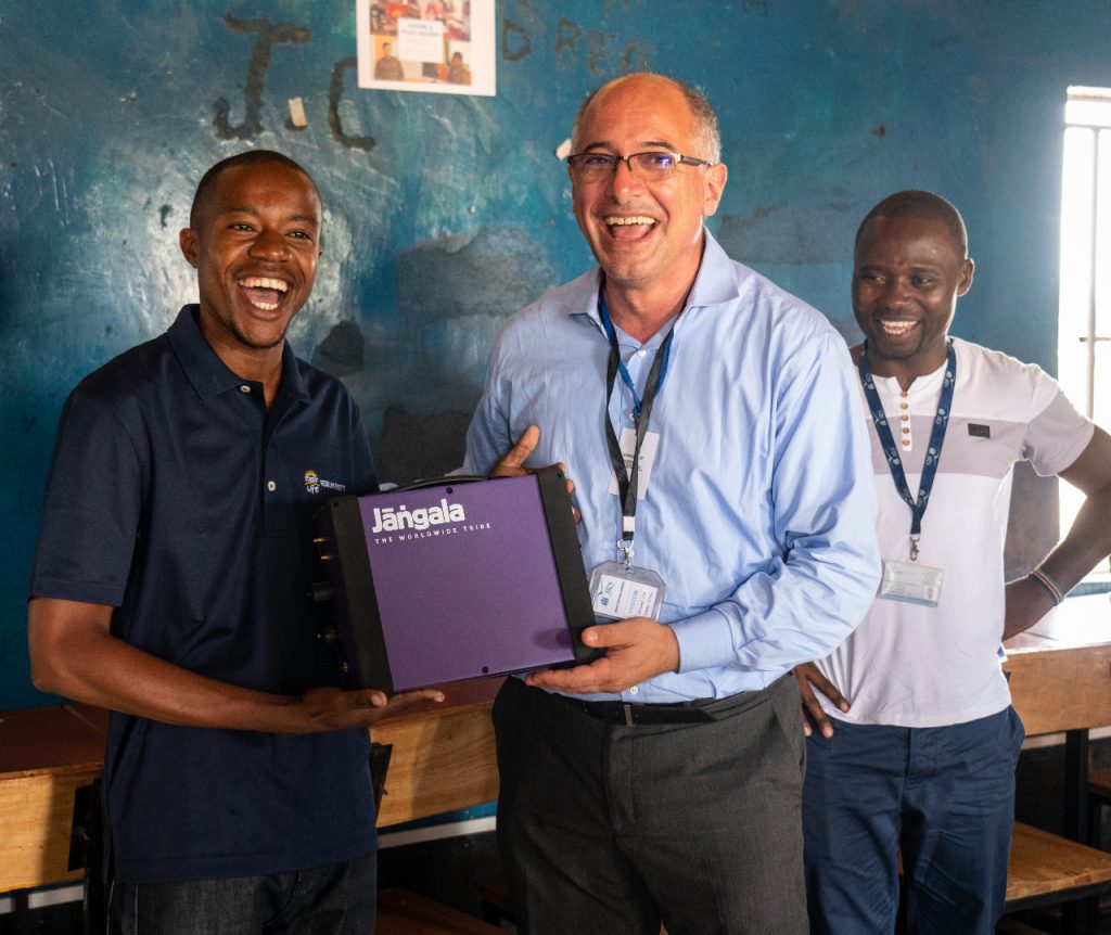 Lenovo partners with Jangala to connect education centres for refugees