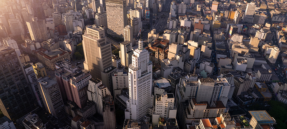 New Internet Exchange in São Paulo: DE-CIX launches interconnection services across three data centres
