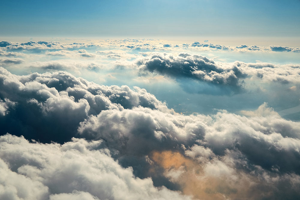 How to leverage the success of public cloud for customer-centric services