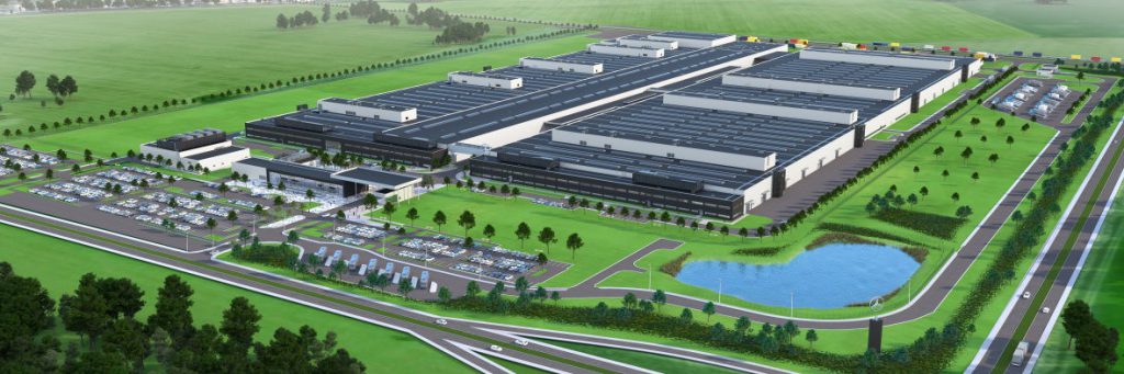 Mercedes-Benz Cars invests in its future with Polish engine factory
