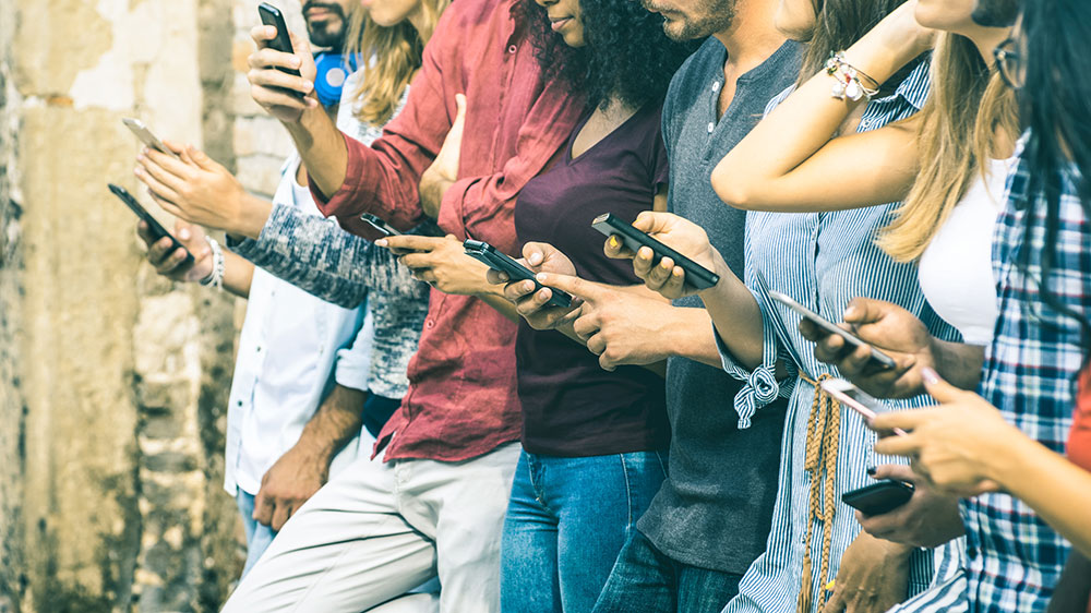 Three UK partners with Superdrug for new mobile service