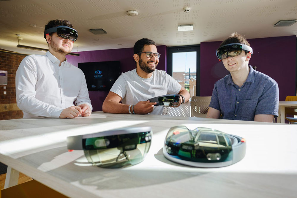University of Hull and VISR launch first Microsoft HoloLens summer school