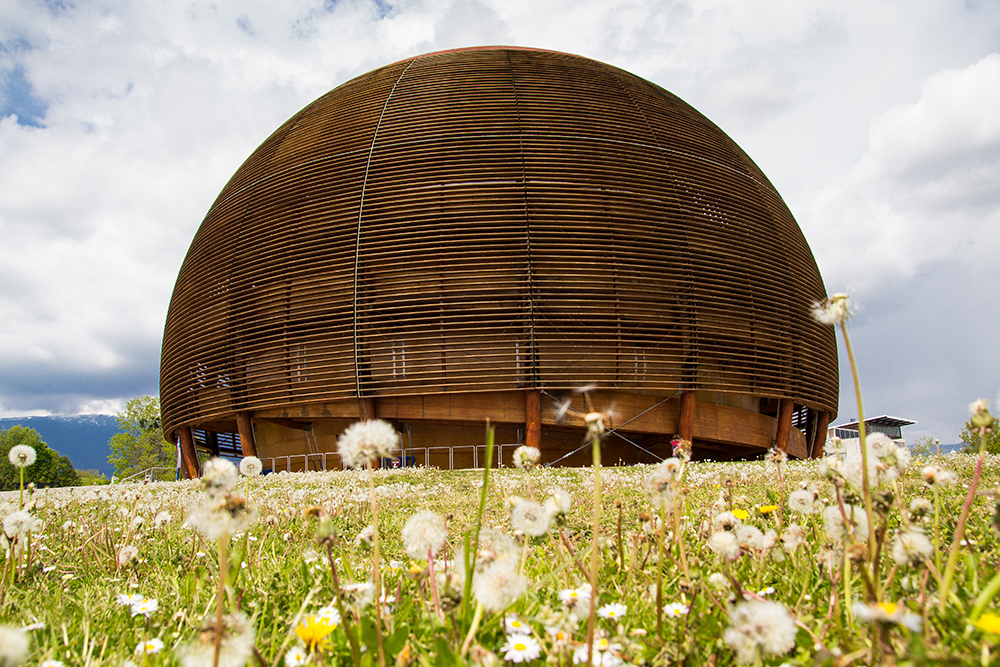 Juniper Networks helps CERN peer into the origins of the universe with networking solutions