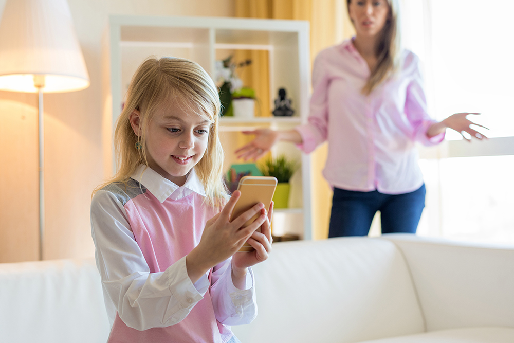 BT survey finds parents struggle to talk tech with children