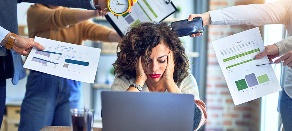 Cost of living crisis and employee burnout causes worker flight risk for British businesses&nbsp;