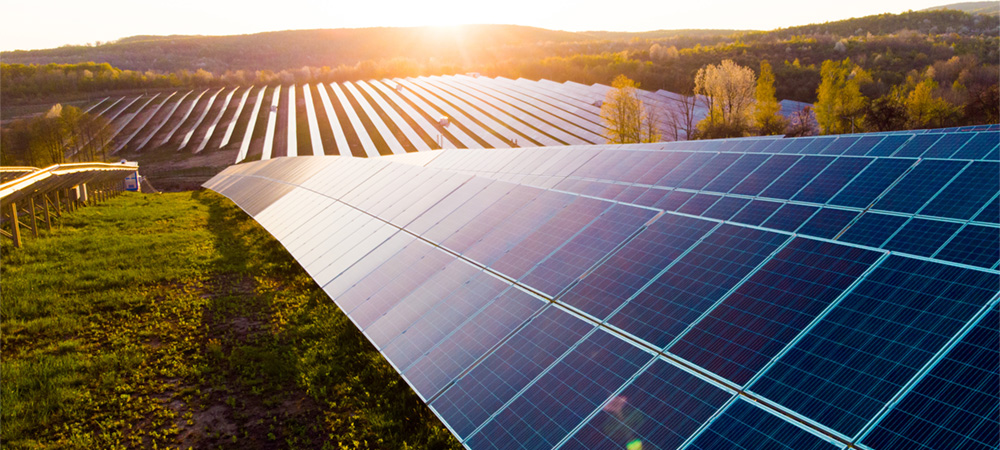 Equinix to back five new solar farms