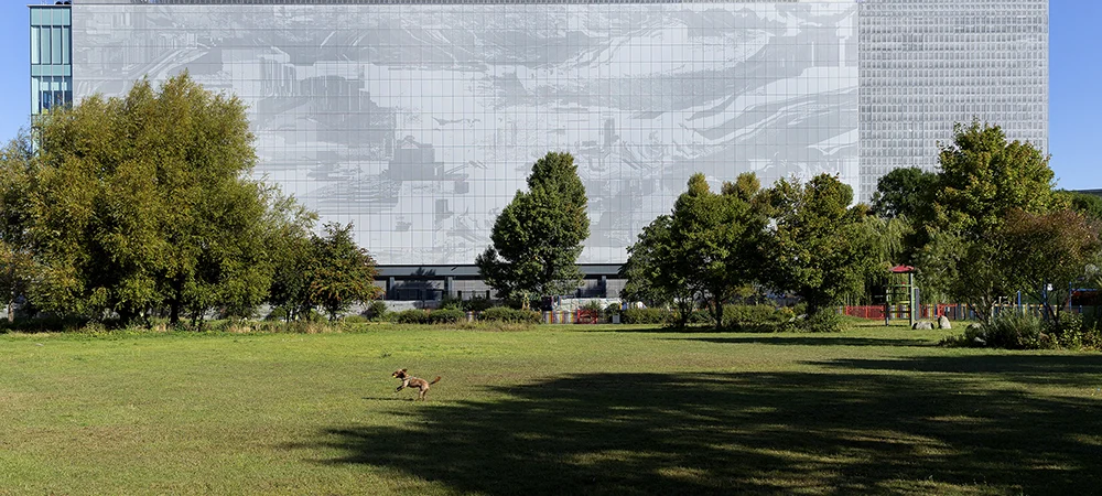 Vantage Data Centers announces opening of second London campus with landmark public art installation