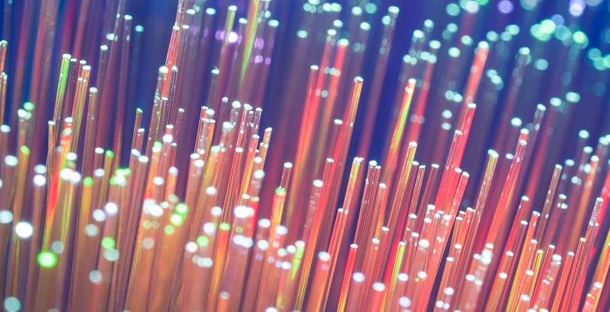 Rede de fibra ótica do México para os EUA da Neutral Networks será modernizada