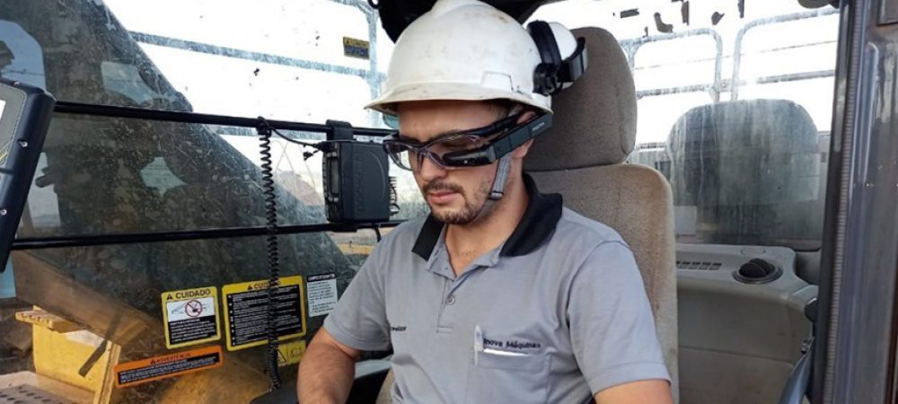 John Deere deploys Vuzix M400 Smart Glasses in Brazil