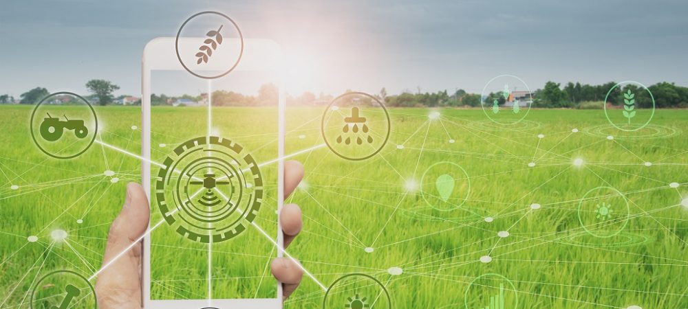 Ericsson and John Deere partner to boost 5G innovation in agribusiness