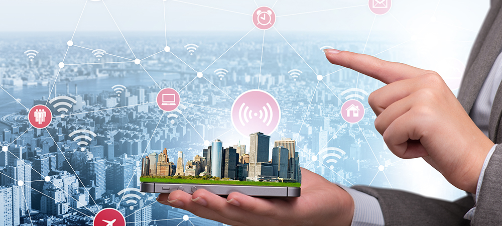 MTT and ENEL X enable the first smart plaza in Latin America with 5G