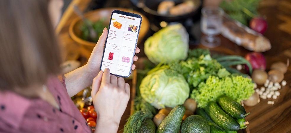 Democratizing access to healthy food through the digital market