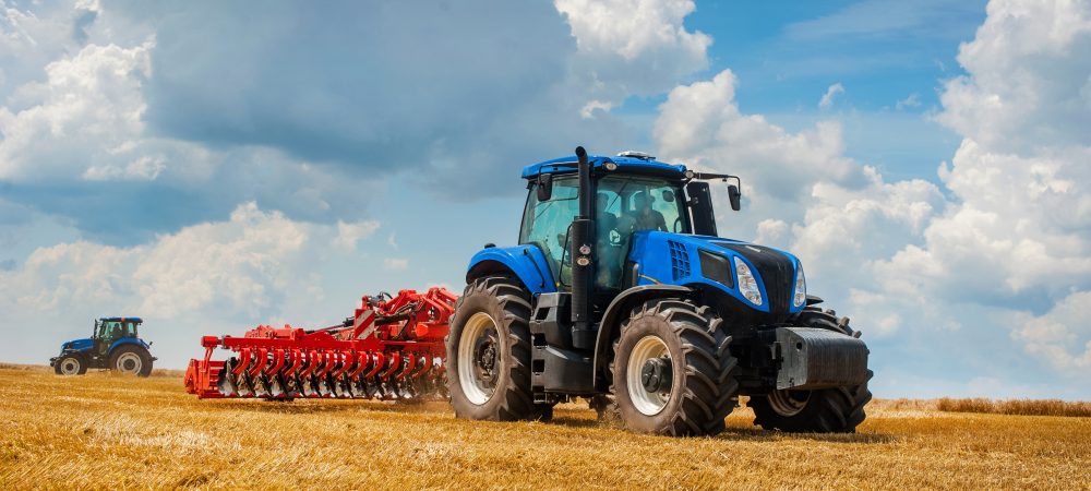 Maxtrack invests in a new navigation solution for agricultural vehicles