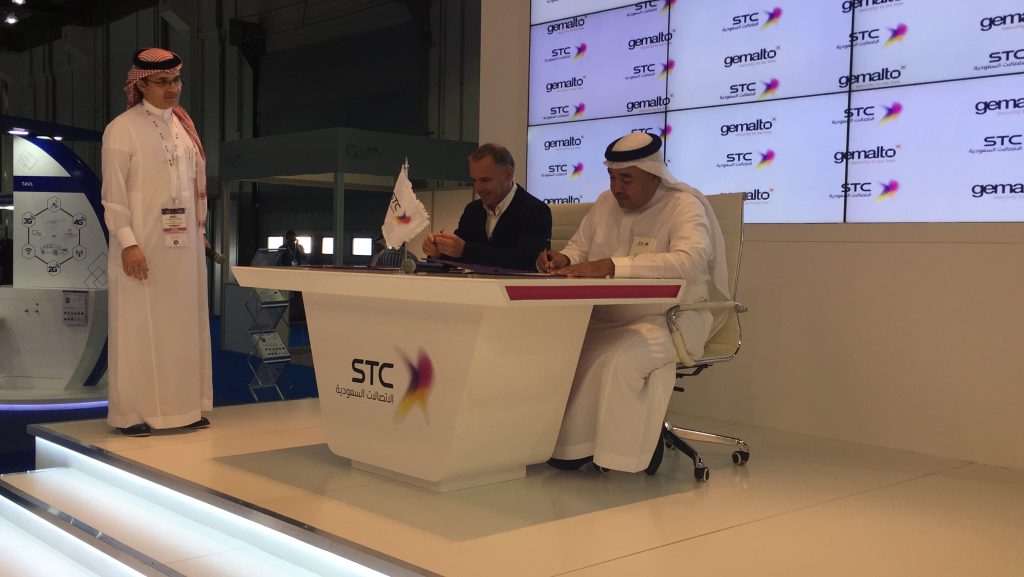 STC and Gemalto showcase e-SIM & Remote Subscription Management solution