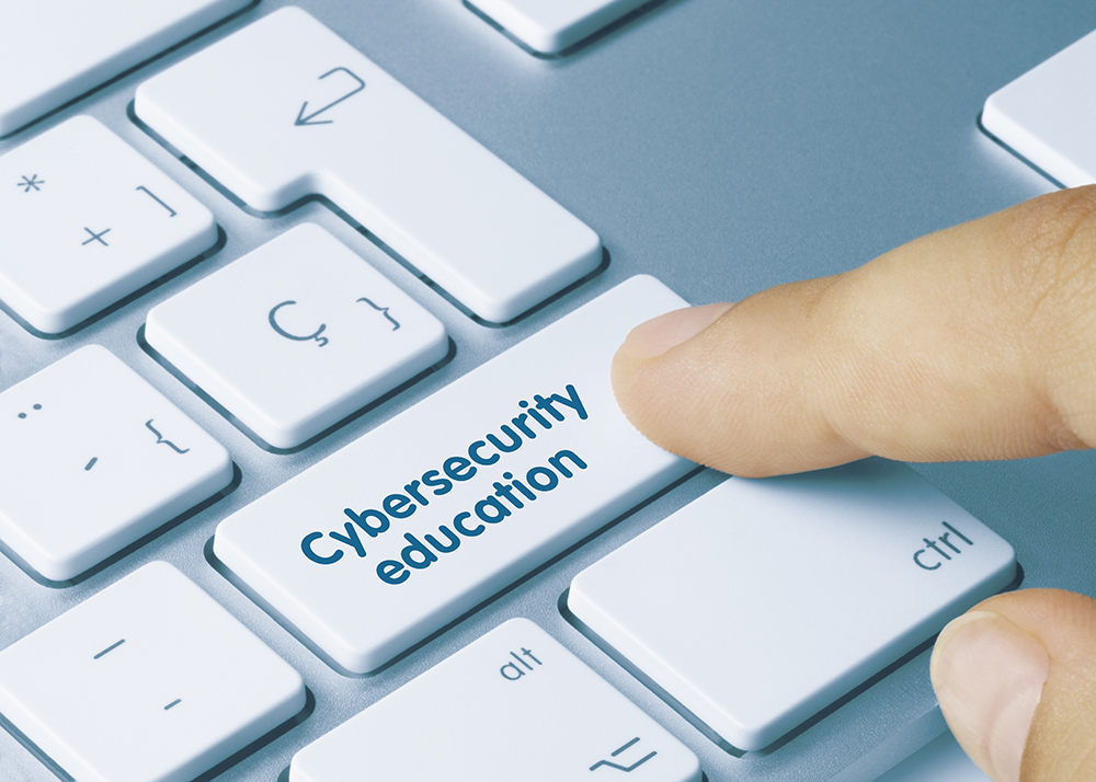 MoI in Qatar launches electronic security training courses