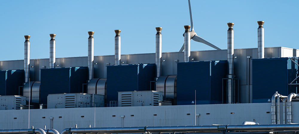 CO2 reduction in networks and datacentres requires more than commitments