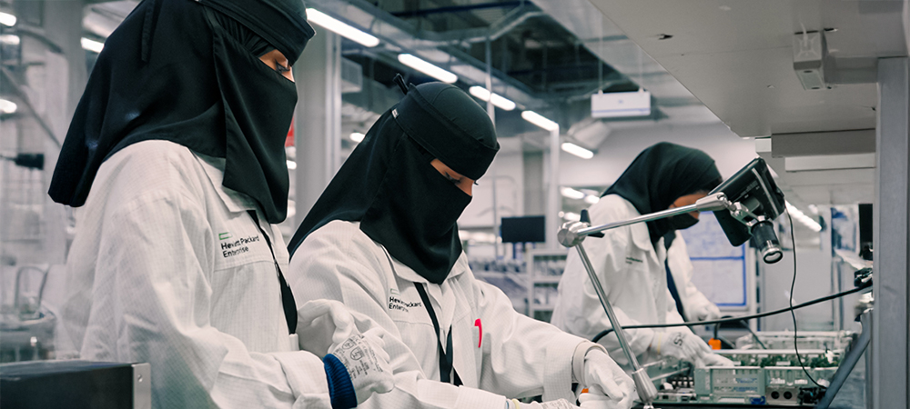 HPE presents Saudi Made HPE servers, Private Cloud AI solutions  